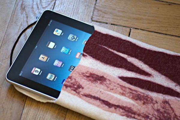 Personalize the iPad With a Unique Case