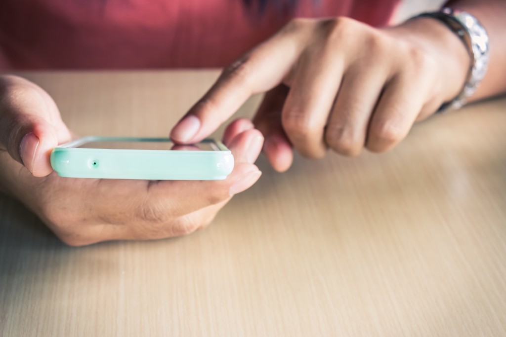 Navigating The Internet Leads To Better Web Designs