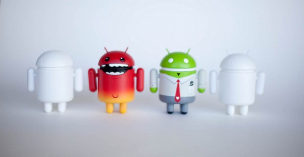 Comparing Android Smartphones Below the $450 Mark Comparing Android Smartphones Below the $450 Mark