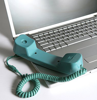 The Pros and Cons of VoIP Phones