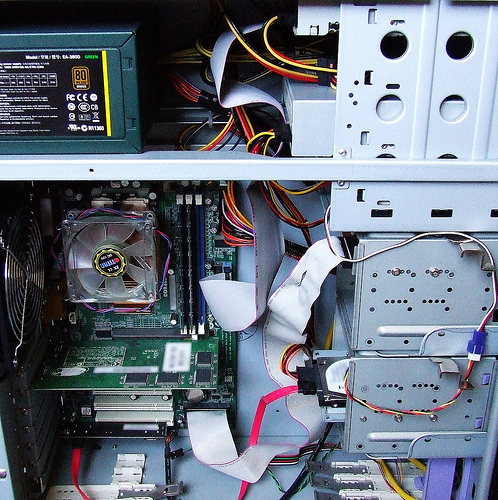 Advantages Of A Server Over A Desktop Computer