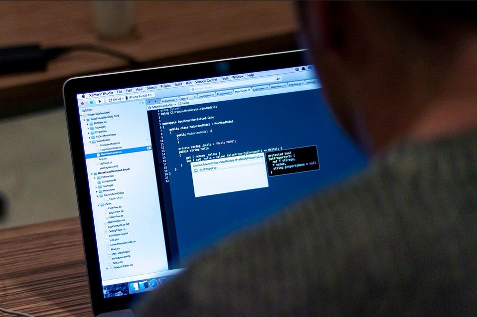 4 Ways IT Professionals Can Ensure Their Systems Are Up To Date